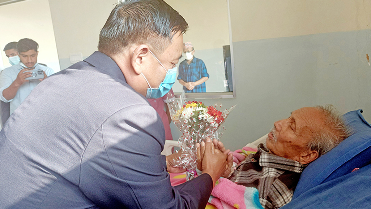 उपराष्ट्रपति पुनले गरे सत्यमोहन जोशीको स्वास्थ्य लाभको कामना